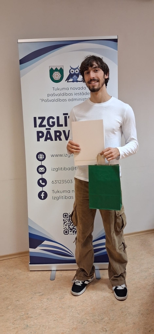 stipendiāts Markuss Ošups